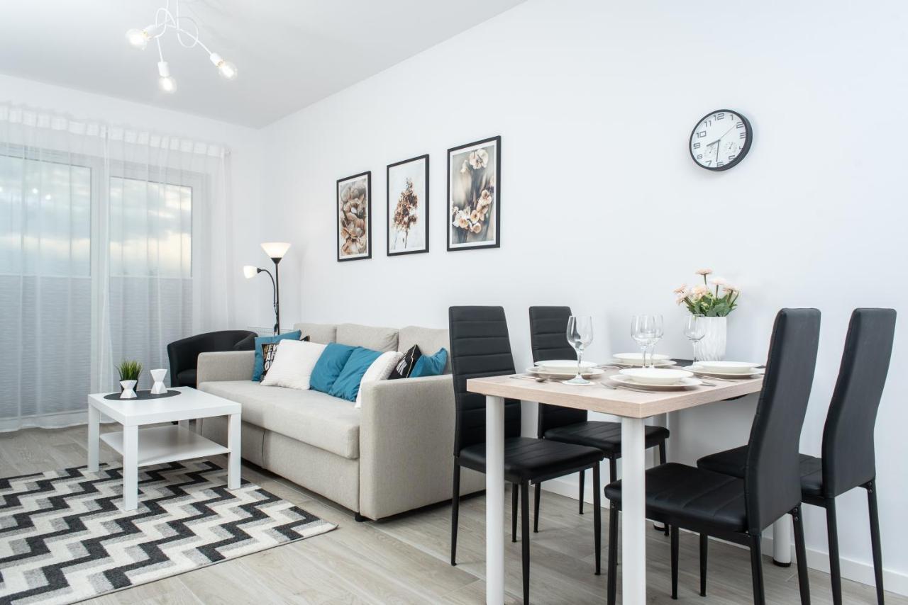 Apartament Sea Holiday Kolobrzeg Bagian luar foto