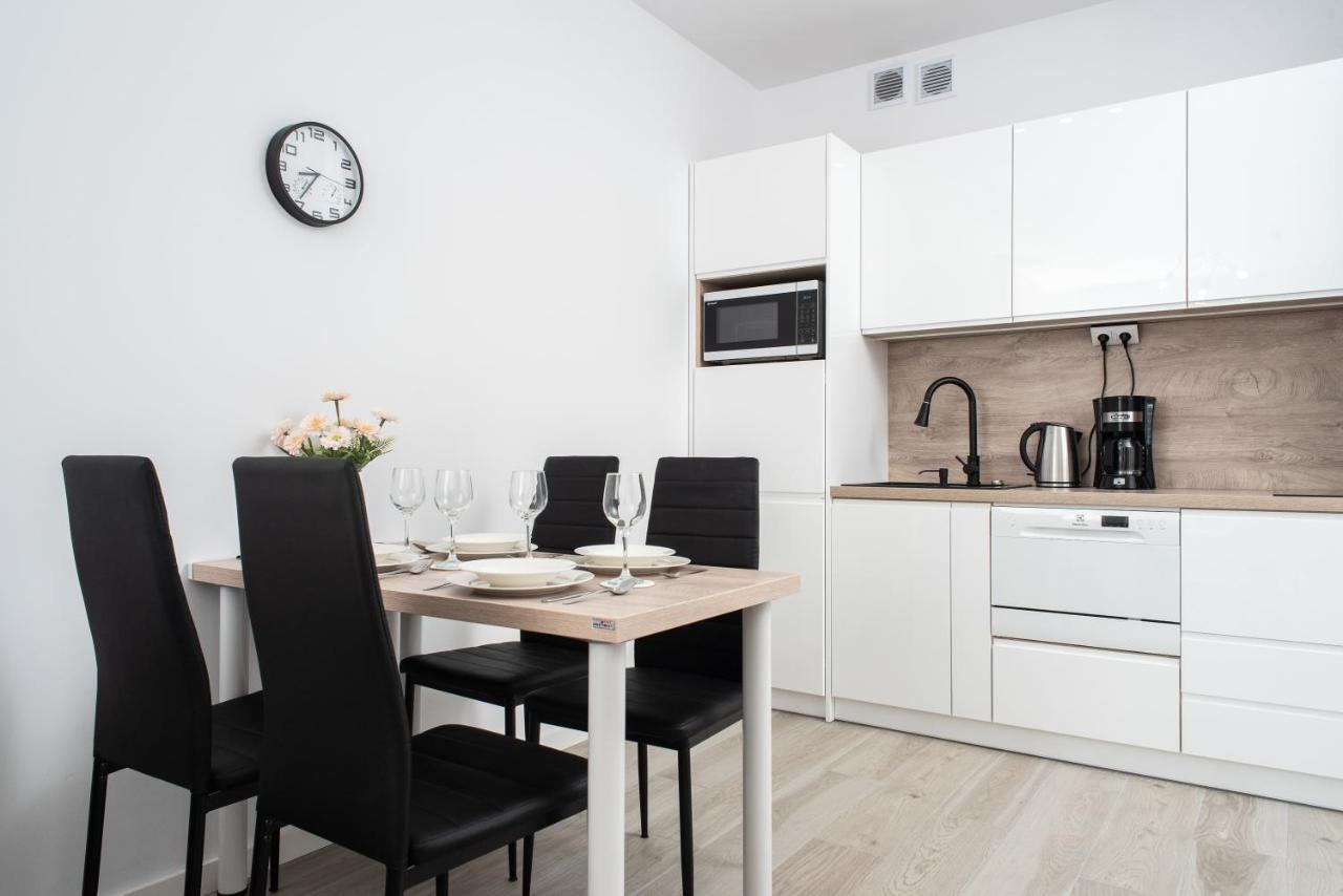 Apartament Sea Holiday Kolobrzeg Bagian luar foto