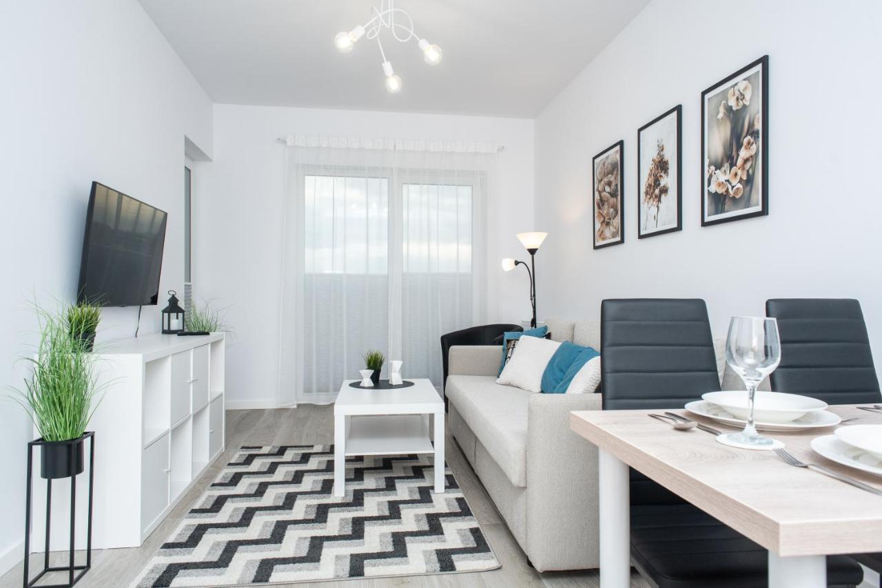 Apartament Sea Holiday Kolobrzeg Bagian luar foto